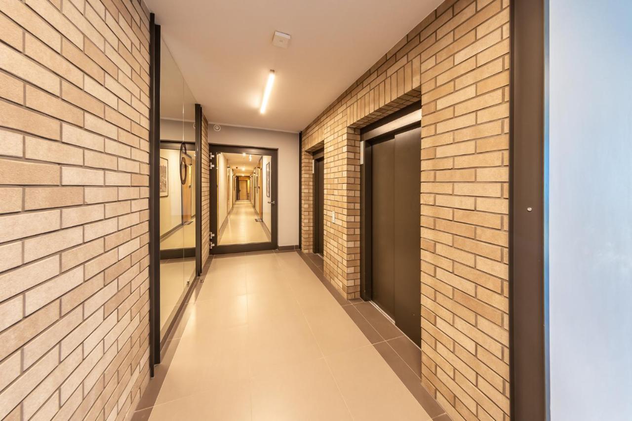 Apartamenty W Gdansku - Zajezdnia Wrzeszcz, Grudziadzka 4B מראה חיצוני תמונה
